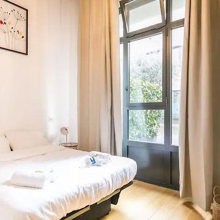 Coeur De Voltaire - Loft Cosy Parisien Lägenhet